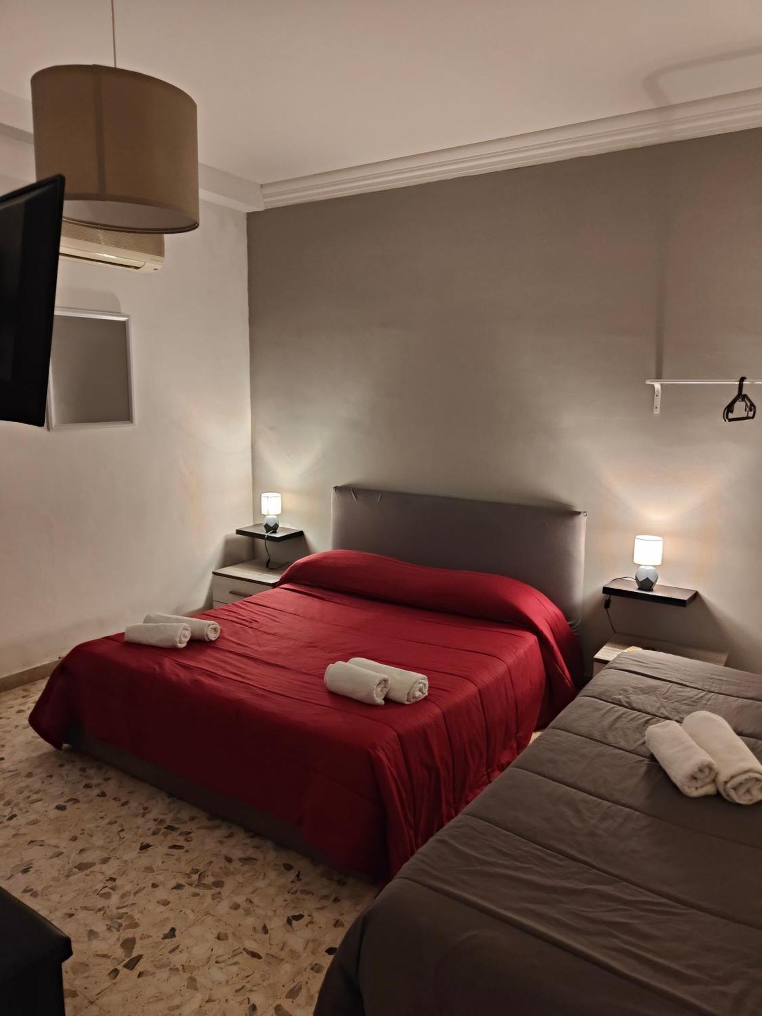 Etnea Gioeni House Suite カターニア エクステリア 写真