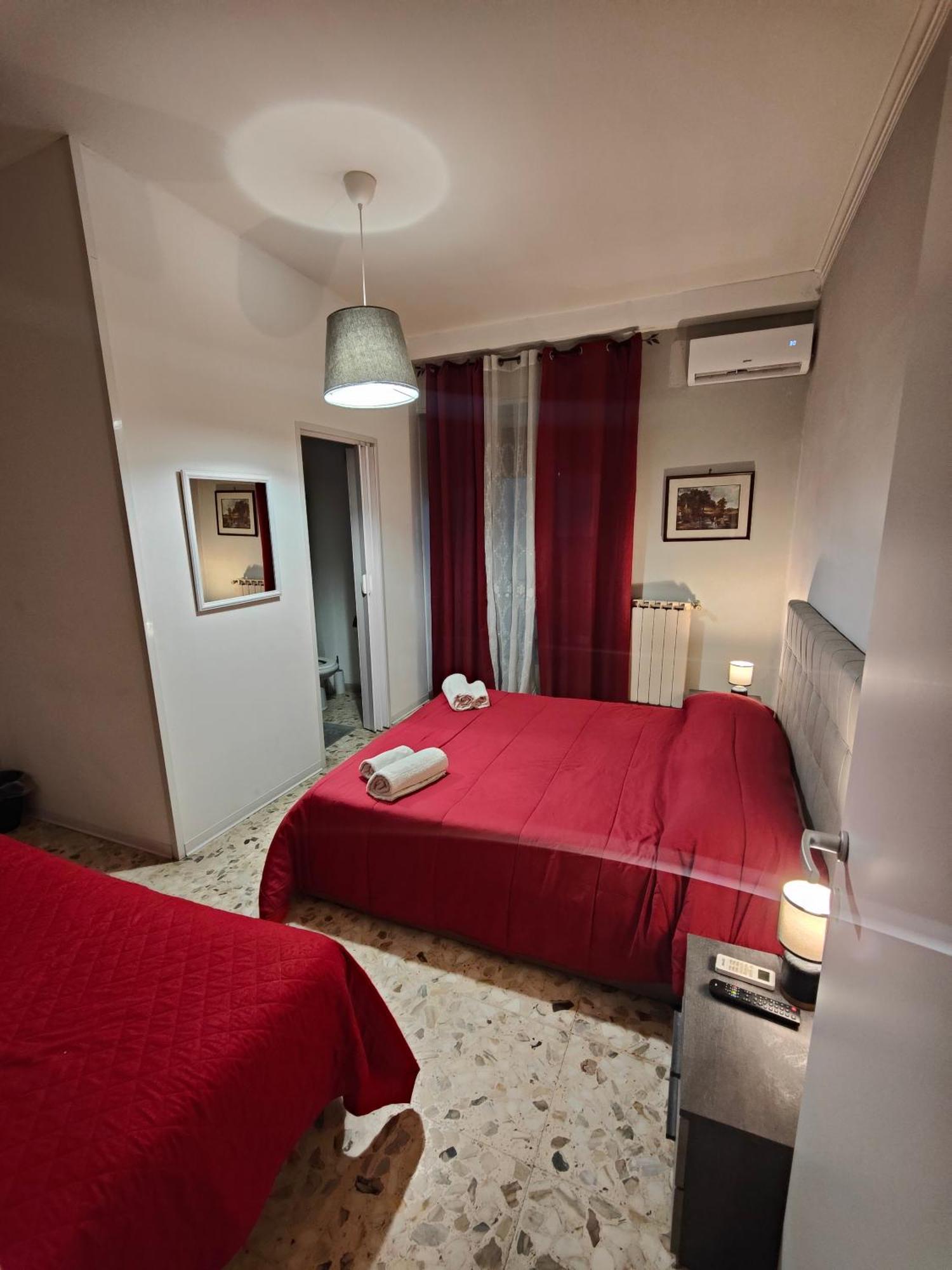 Etnea Gioeni House Suite カターニア 部屋 写真